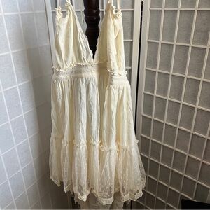 Elegant Cream Halter Dress NWOT